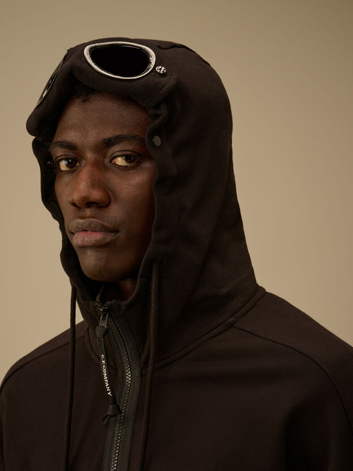 Diagonal Raised Fleece Goggle Sweatshirt