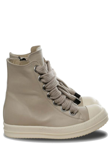 Jumbolace sneaks