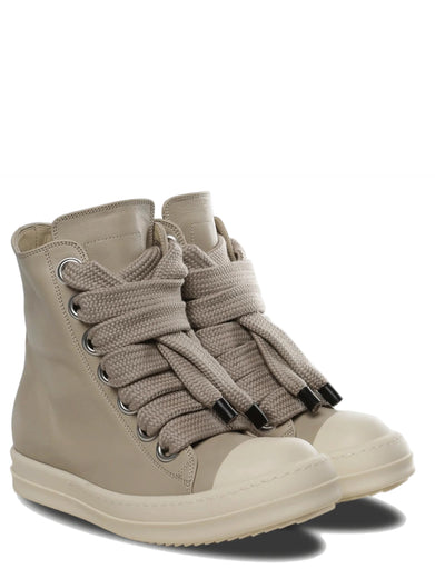 Jumbolace sneaks