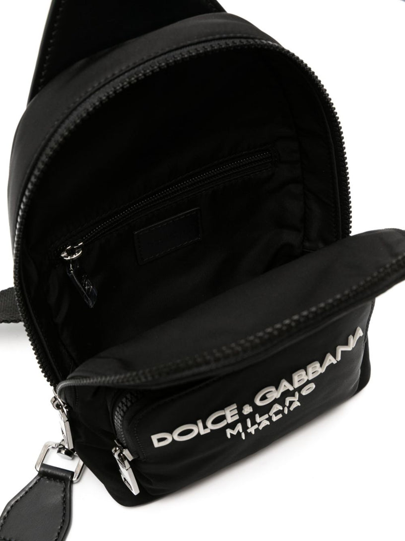 Nylon shoulder pouch