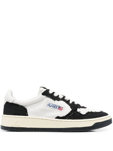 Medalist low sneakers in leather and canvas