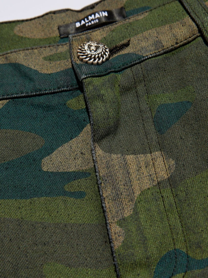 Camouflage denim shorts