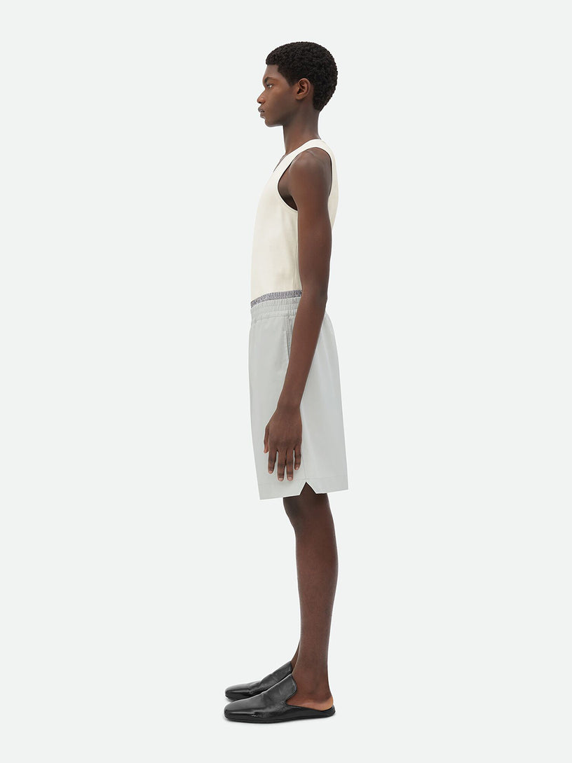 Layered shorts in cotton twill
