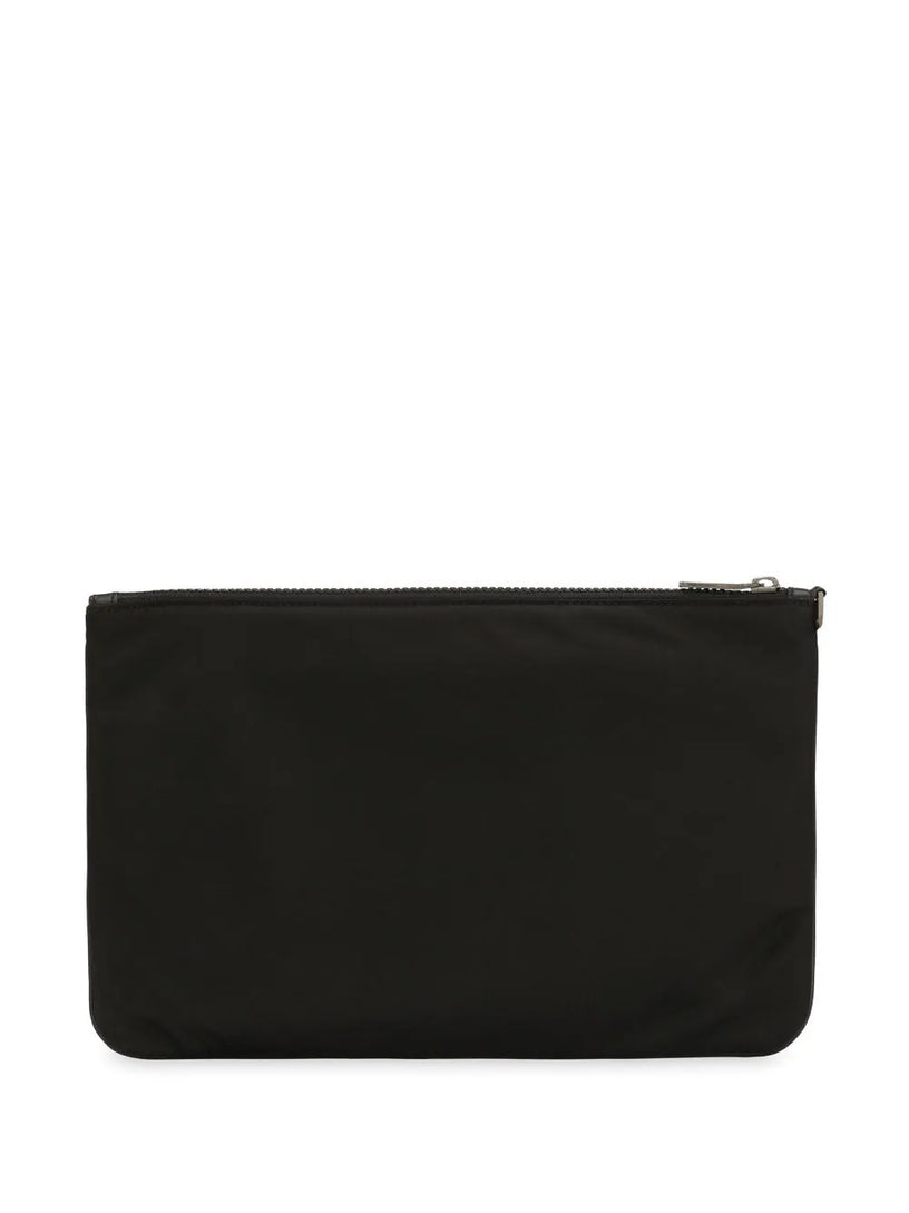 Nylon pouch with rubberized logo