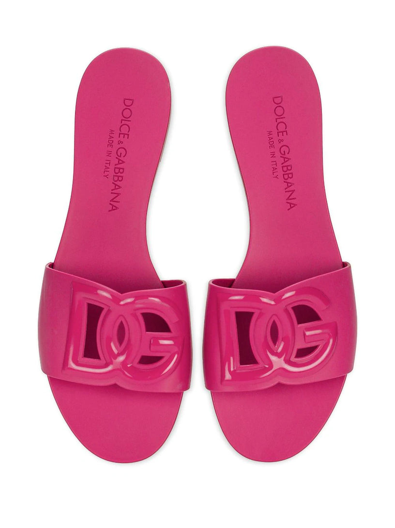 Rubber beachwear sliders
