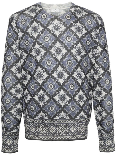 Sweater with print