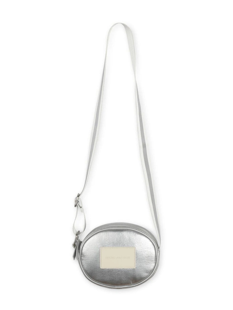 Shoulder bag with application