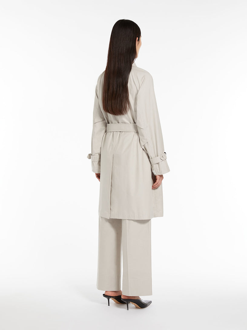 Single-breasted trench coat