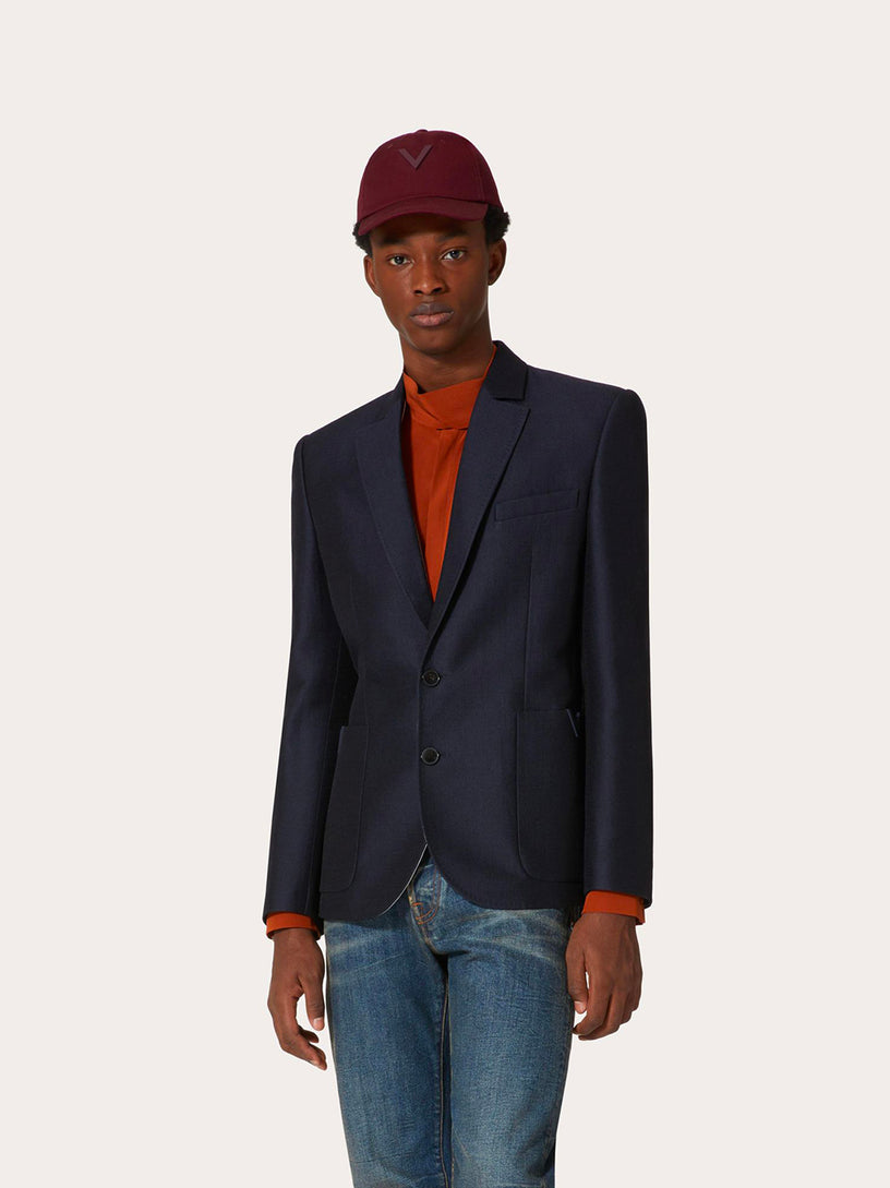 Jacket with rubberised V Detail