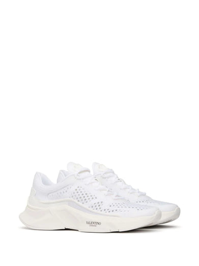True actress net sneakers