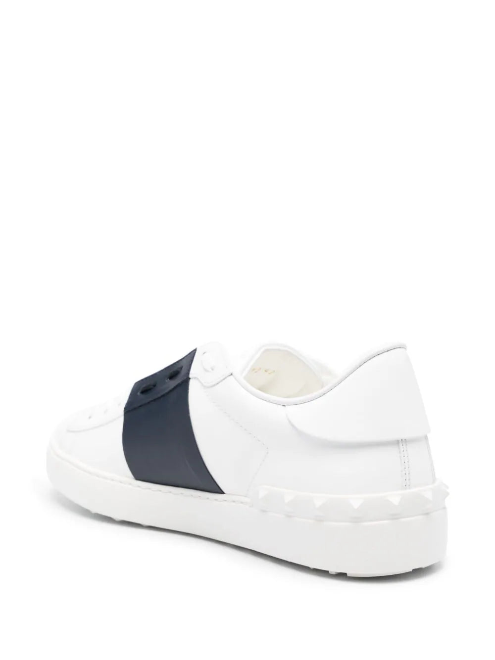Open Sneakers