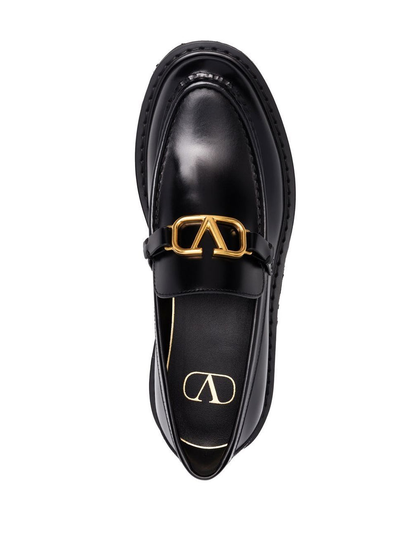 VLogo Signature Calfskin Moccasin