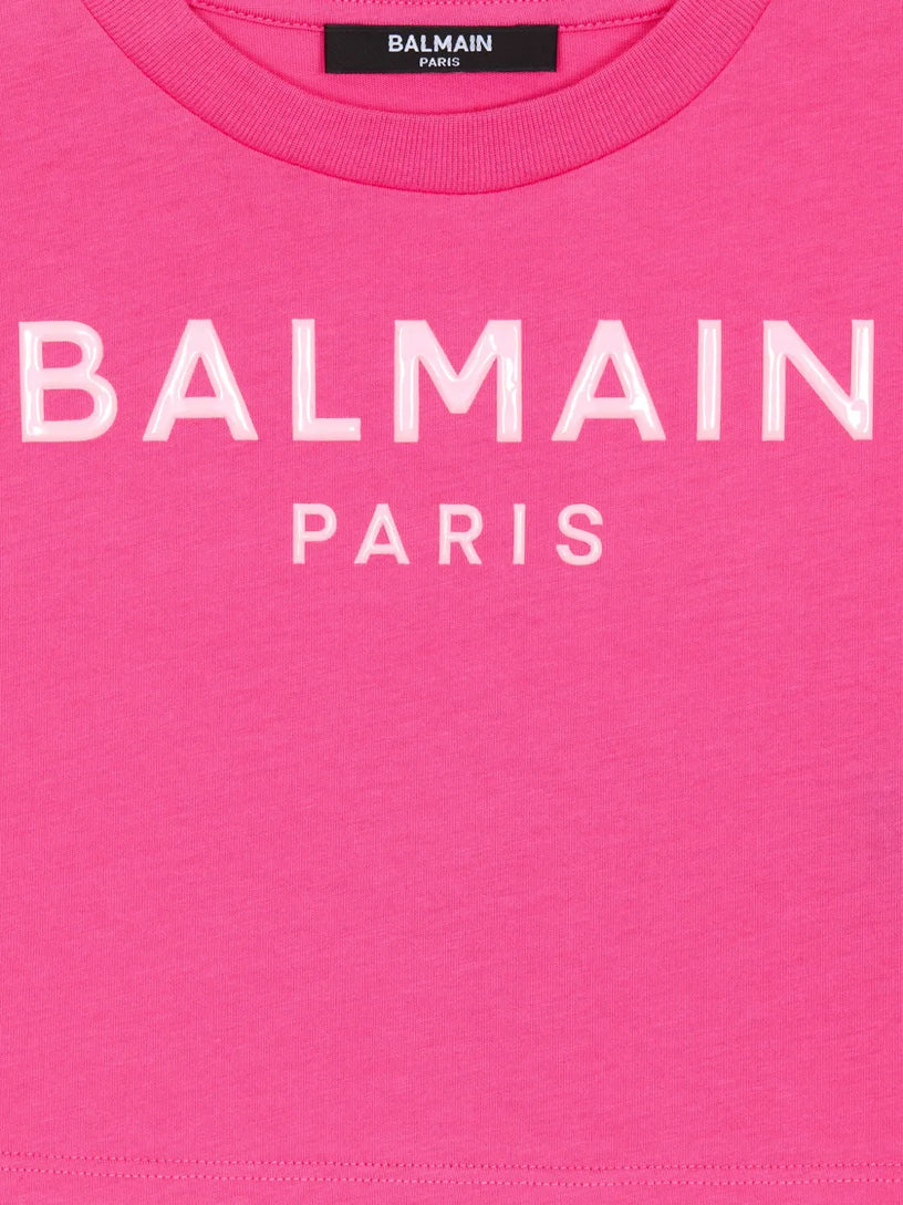 T-shirt with applied logo