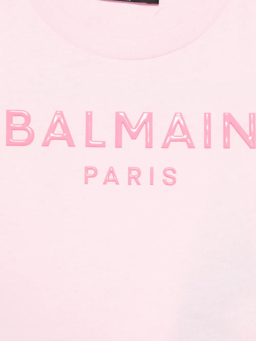 T-shirt with applied logo