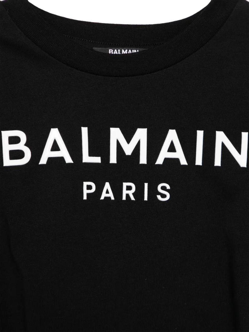 T-shirt with applied logo