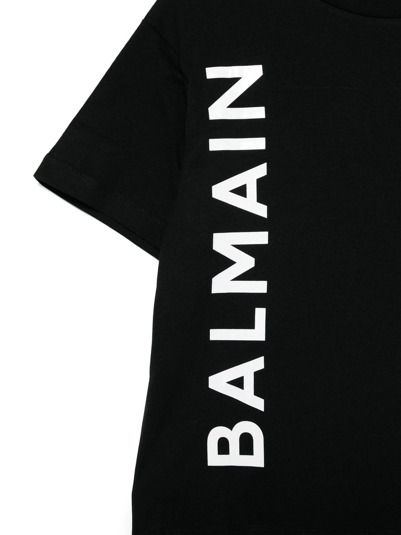T-shirt with logo