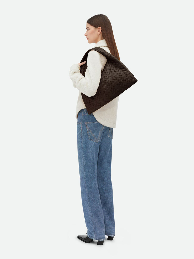 Hop leather shoulder bag