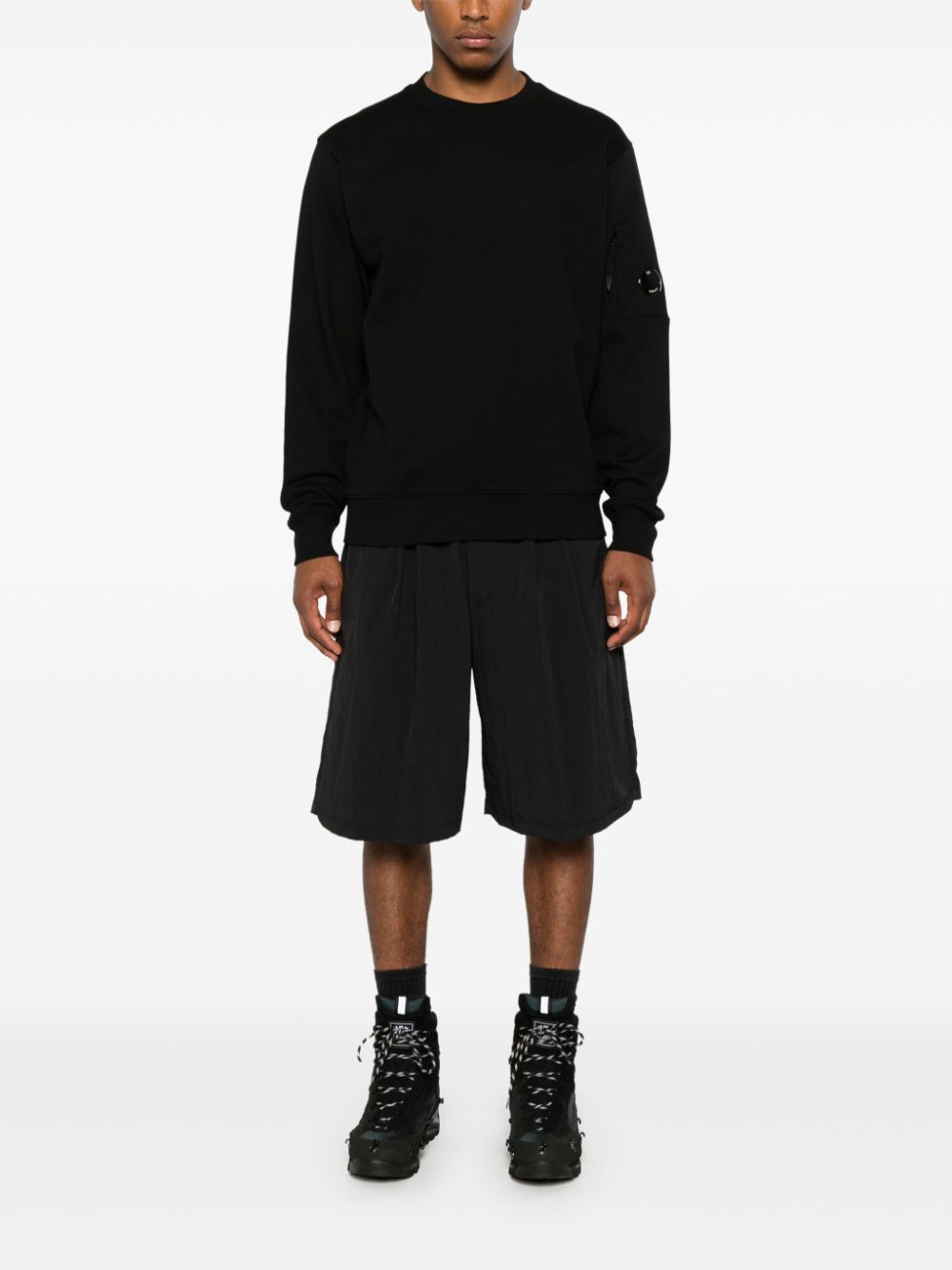 Diagonal Raised Fleece Lens Sweatshirt