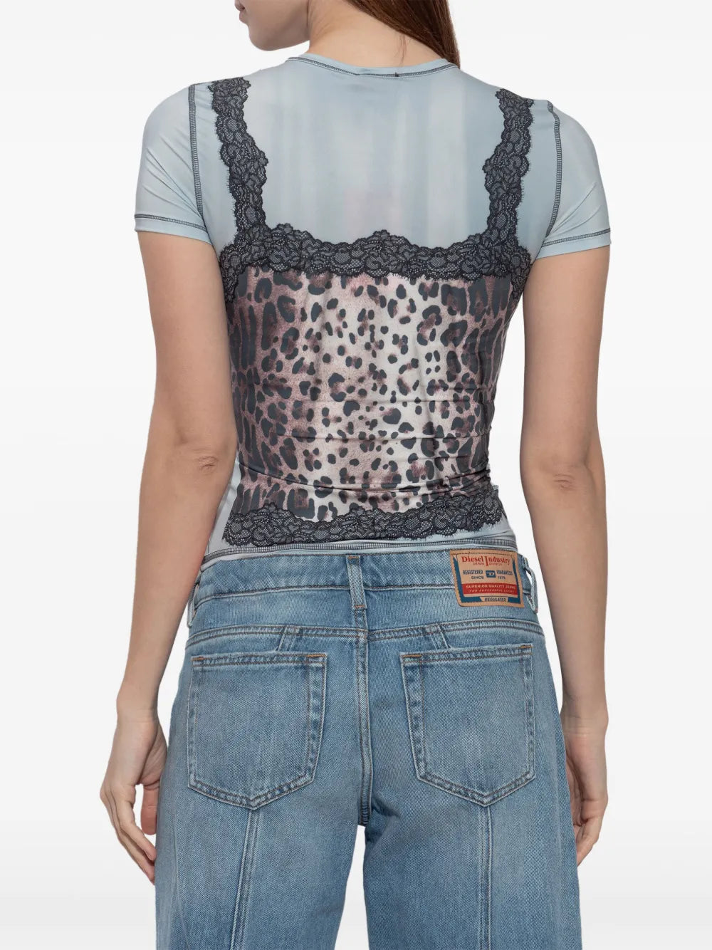 Top t-ileni
