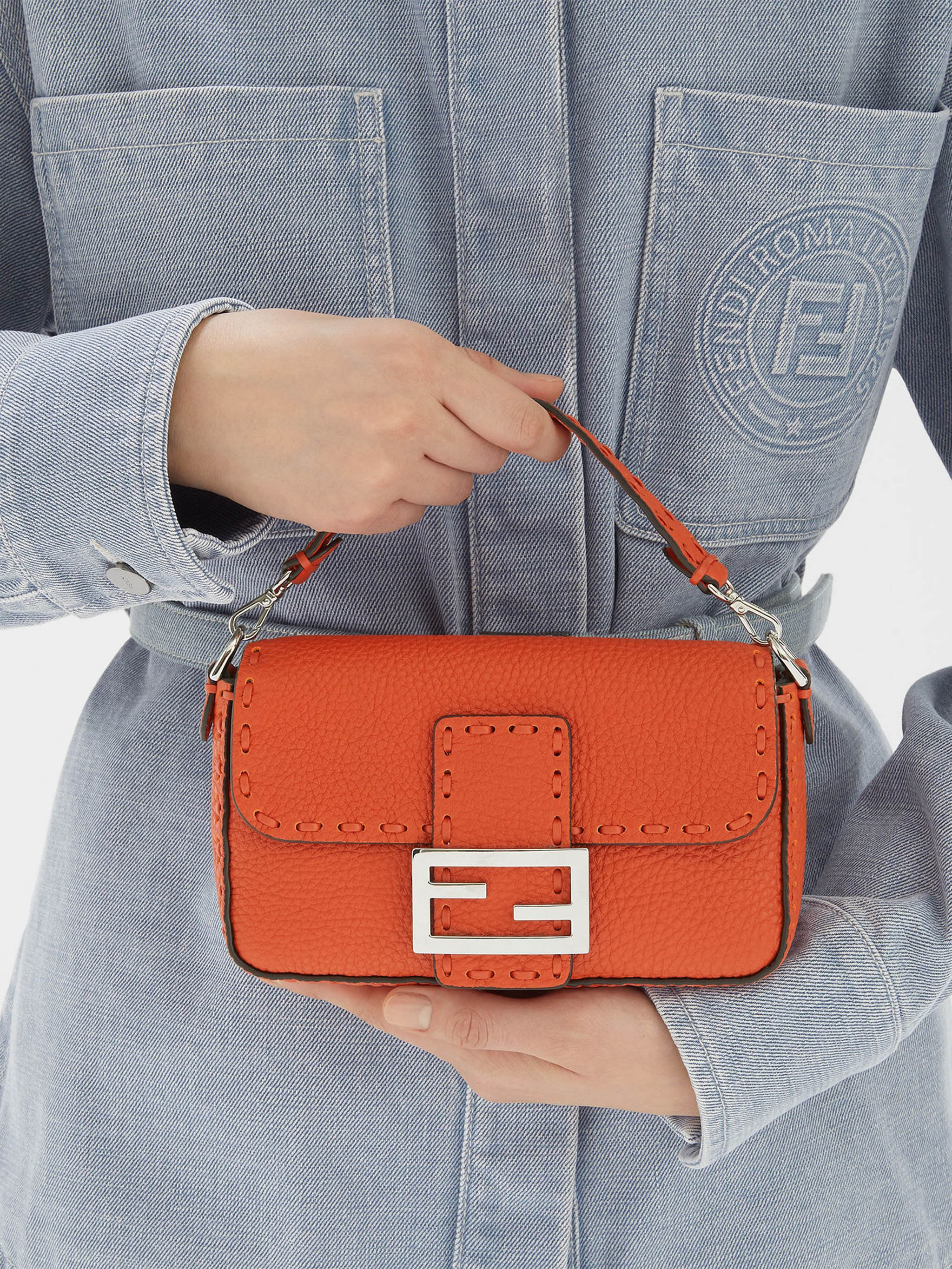 Baguette Mini FENDI Arancione | Grifo210 Baguette Mini FENDI Arancione | Grifo210