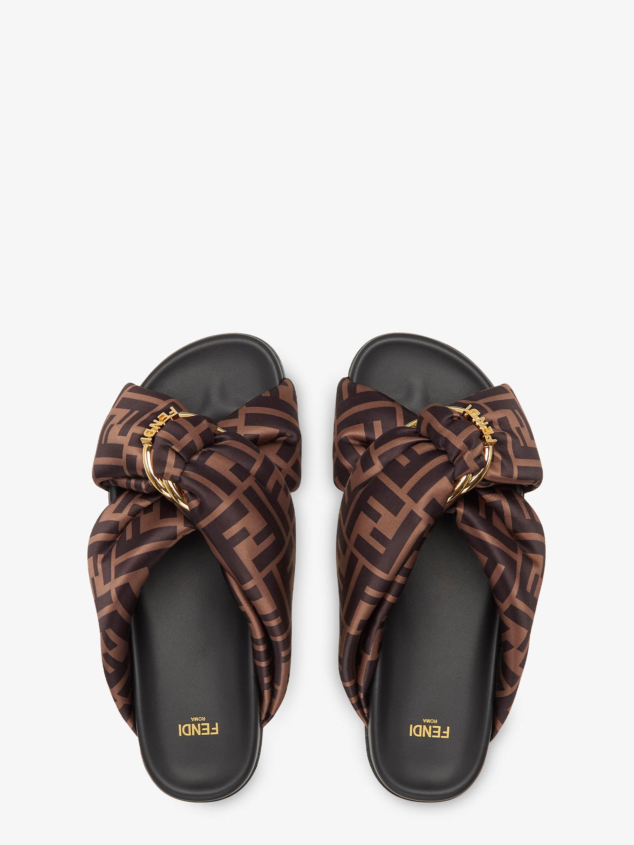 Fendi Feel slides FENDI Marrone | Grifo210