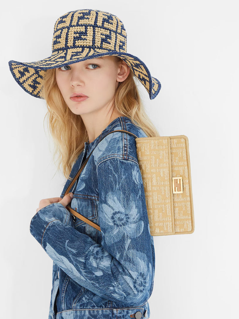 Cotton and viscose hat