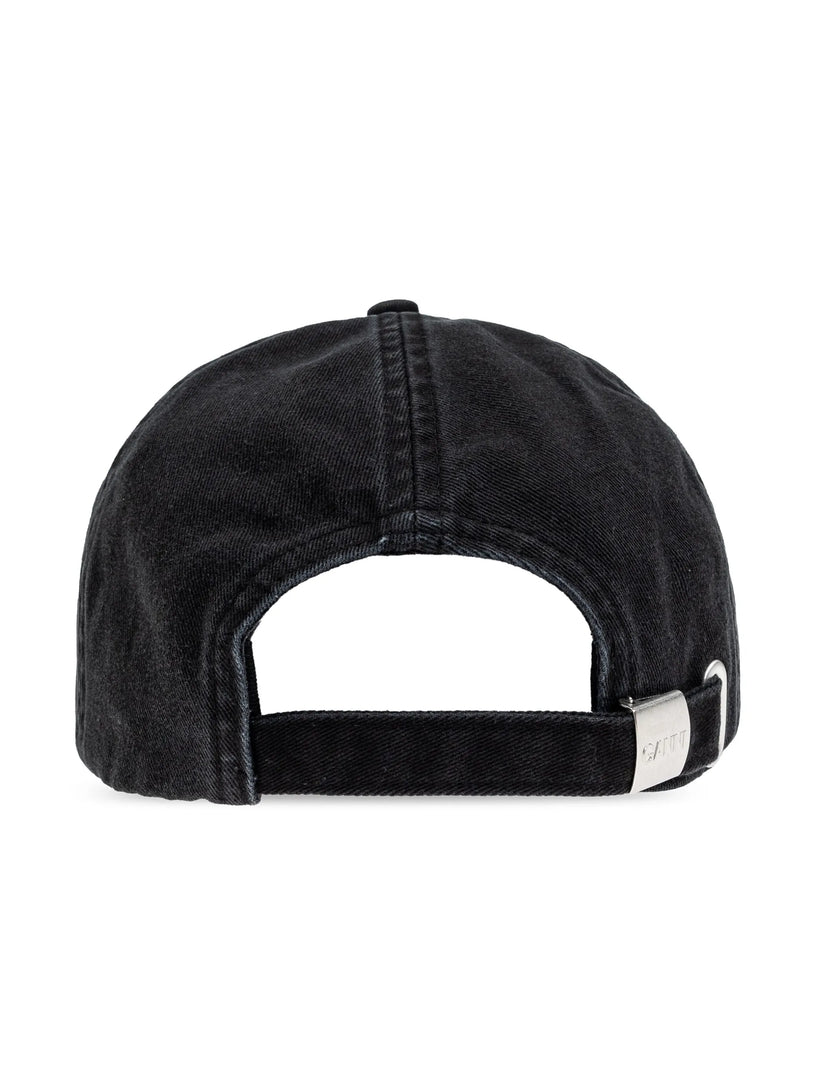 Baseball hat with embroidery