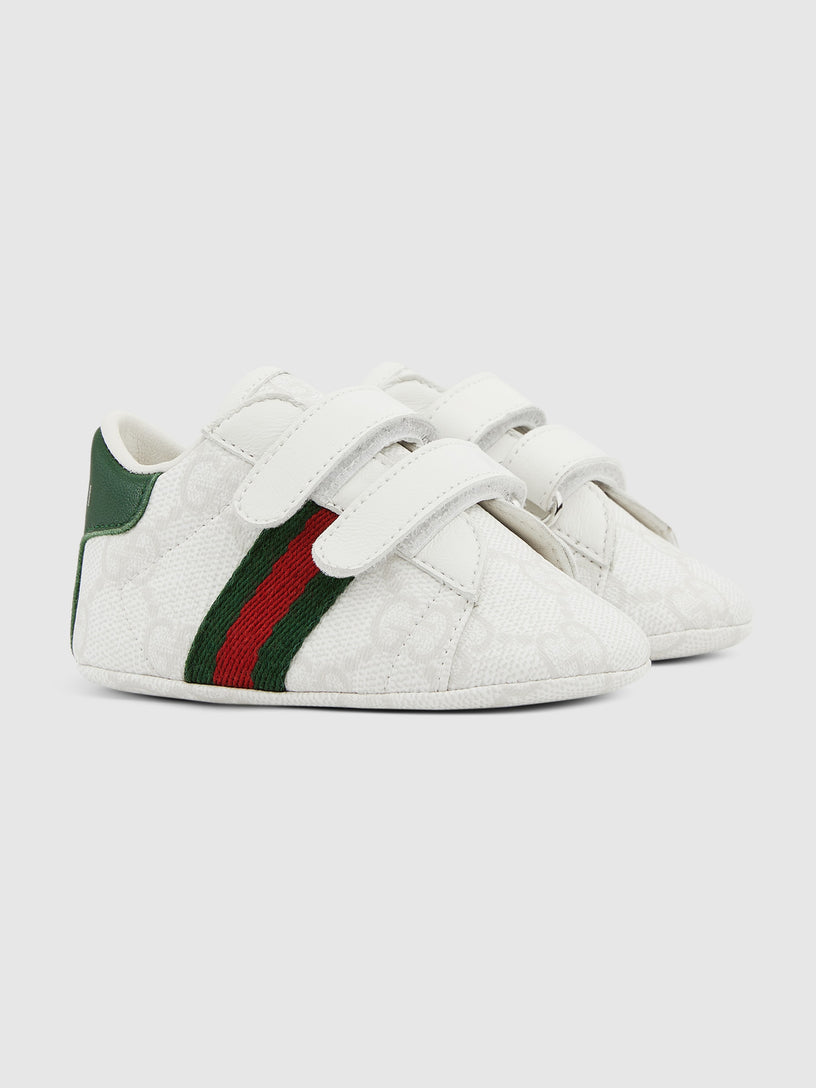 Ace Sneakers