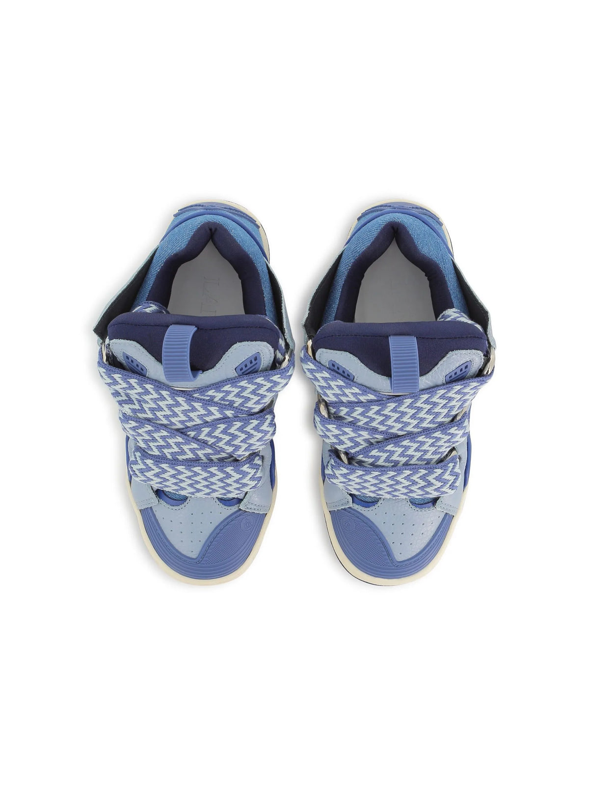 Scrub sneakers