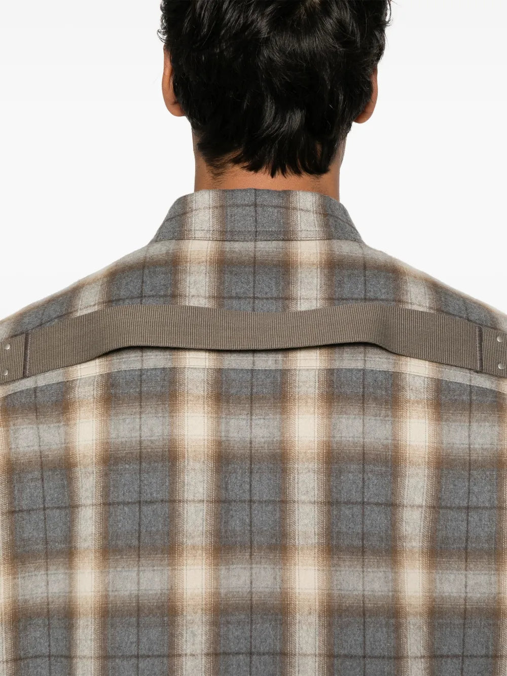 Sleeveless jumbo outershirt