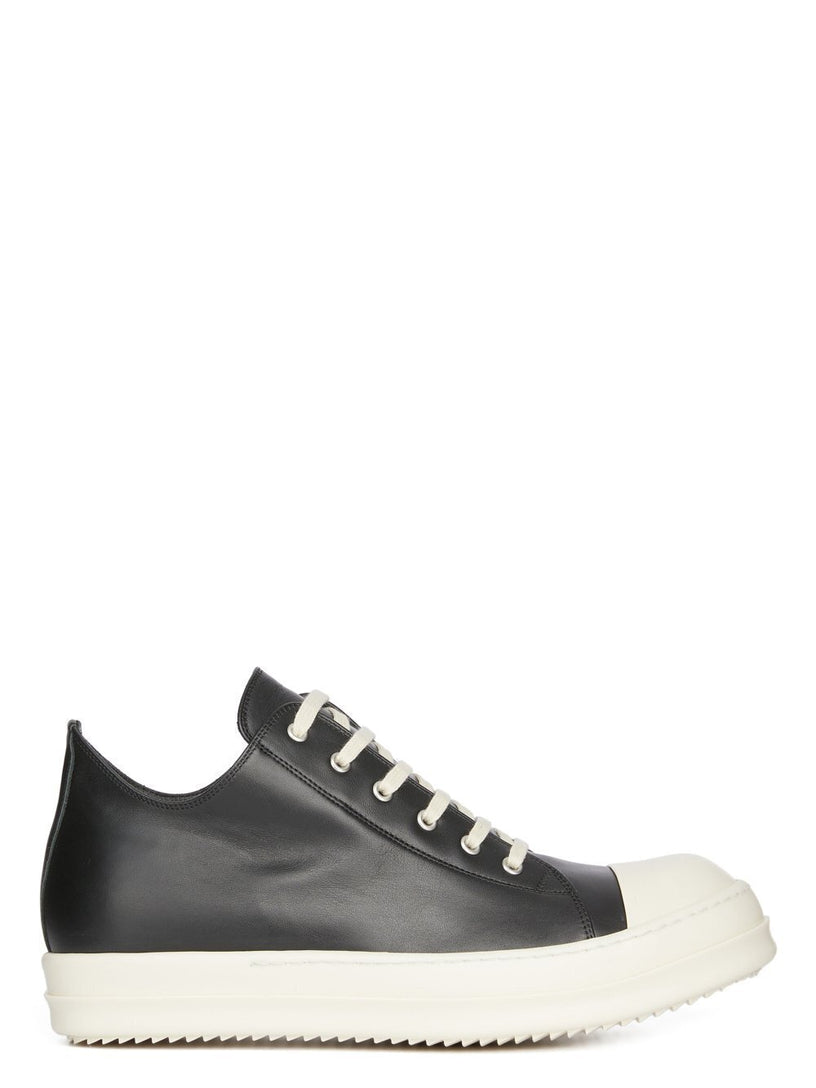 Low leather sneakers