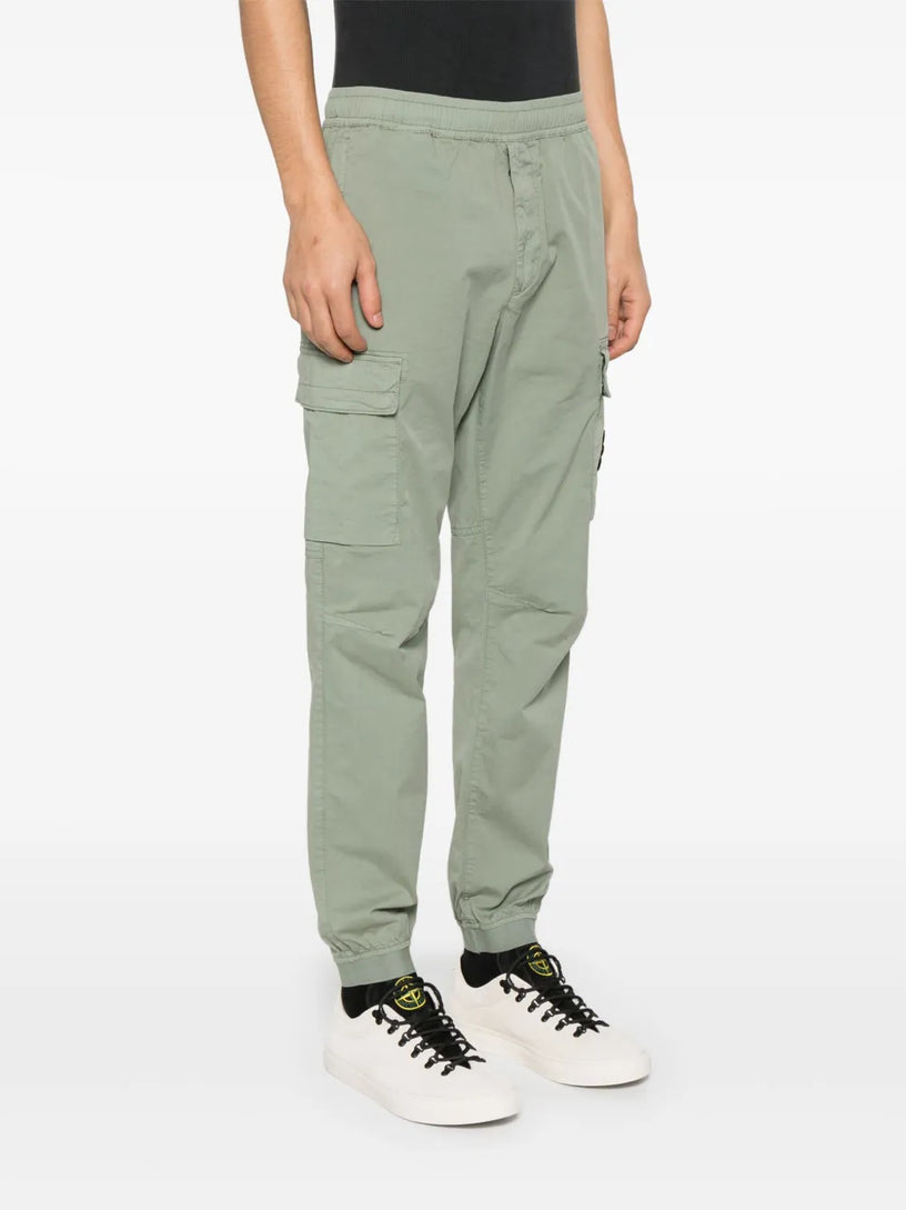 Jogger cargo trousers with tapered leg