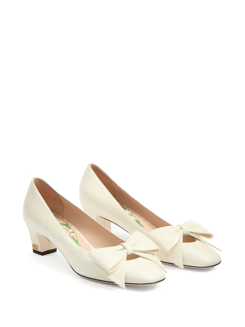 Bowow pumps