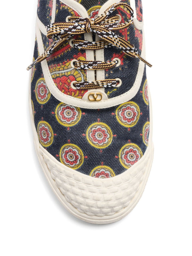 Bay By Bay trainers