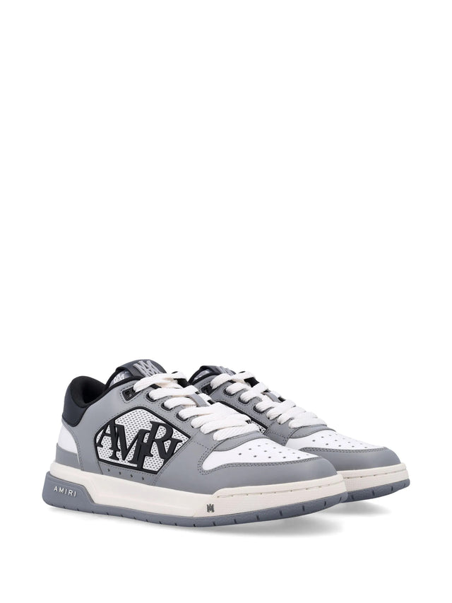 Classic low sneakers