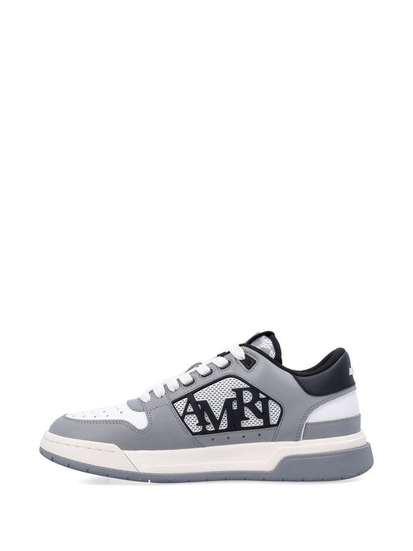 Classic low sneakers