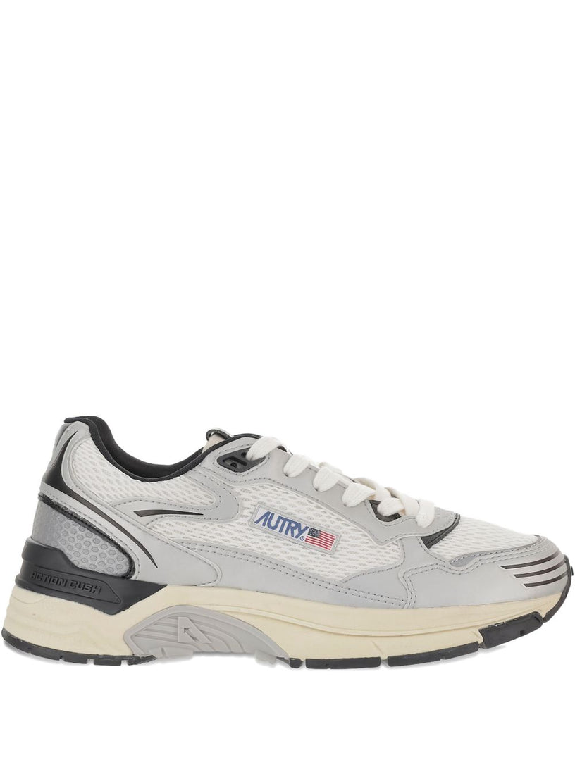 Hyperway sneakers in mesh and leather