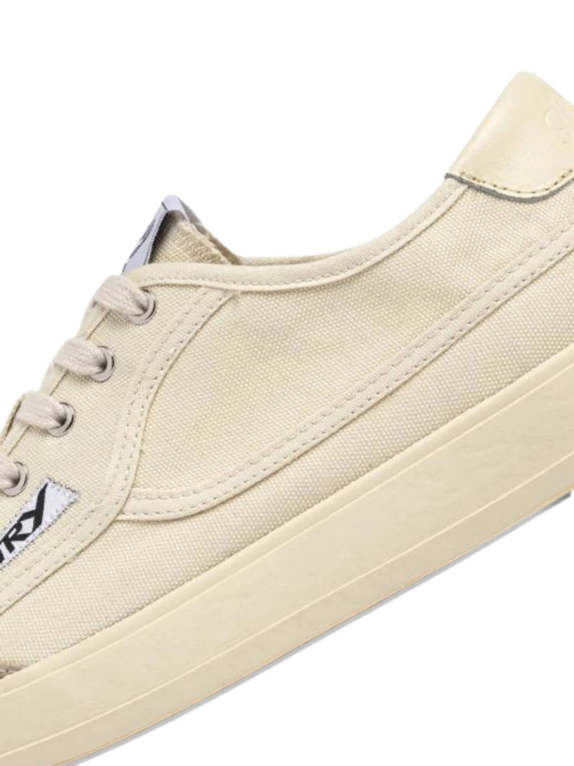 Sneakers windscape low in canvas