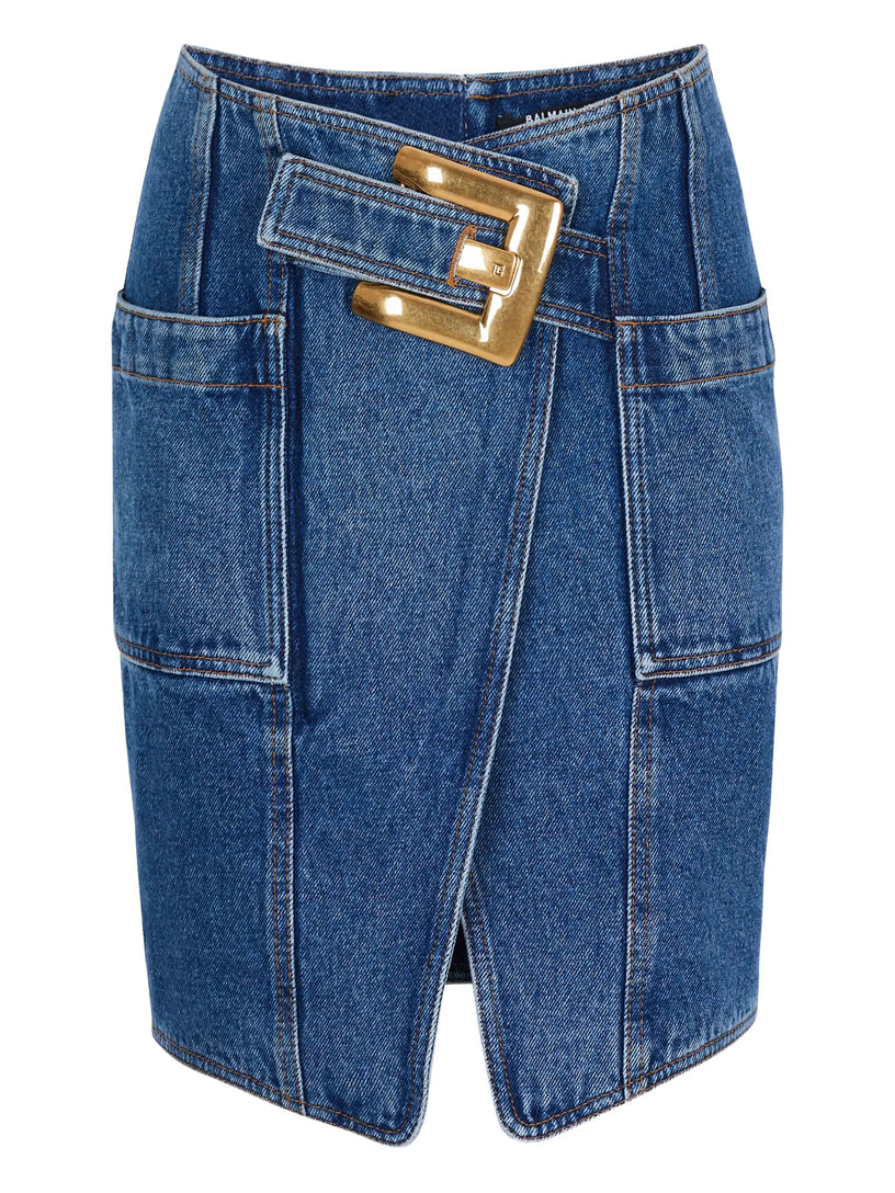 Short denim skirt with belt
