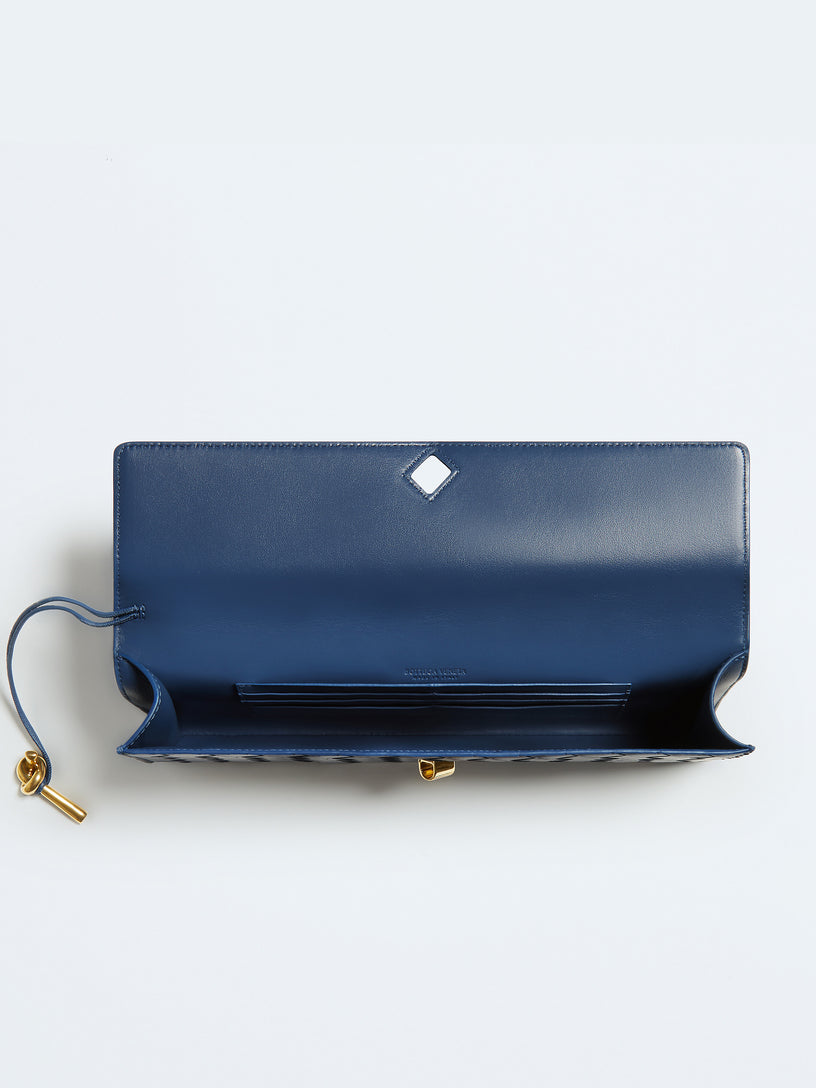 Andiamo Clutch