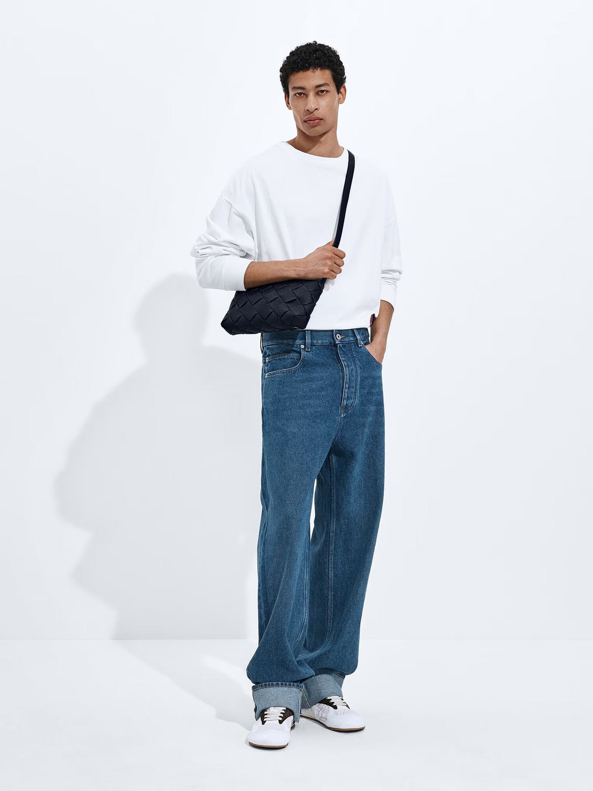Medium Indigo Turned-Up Jeans