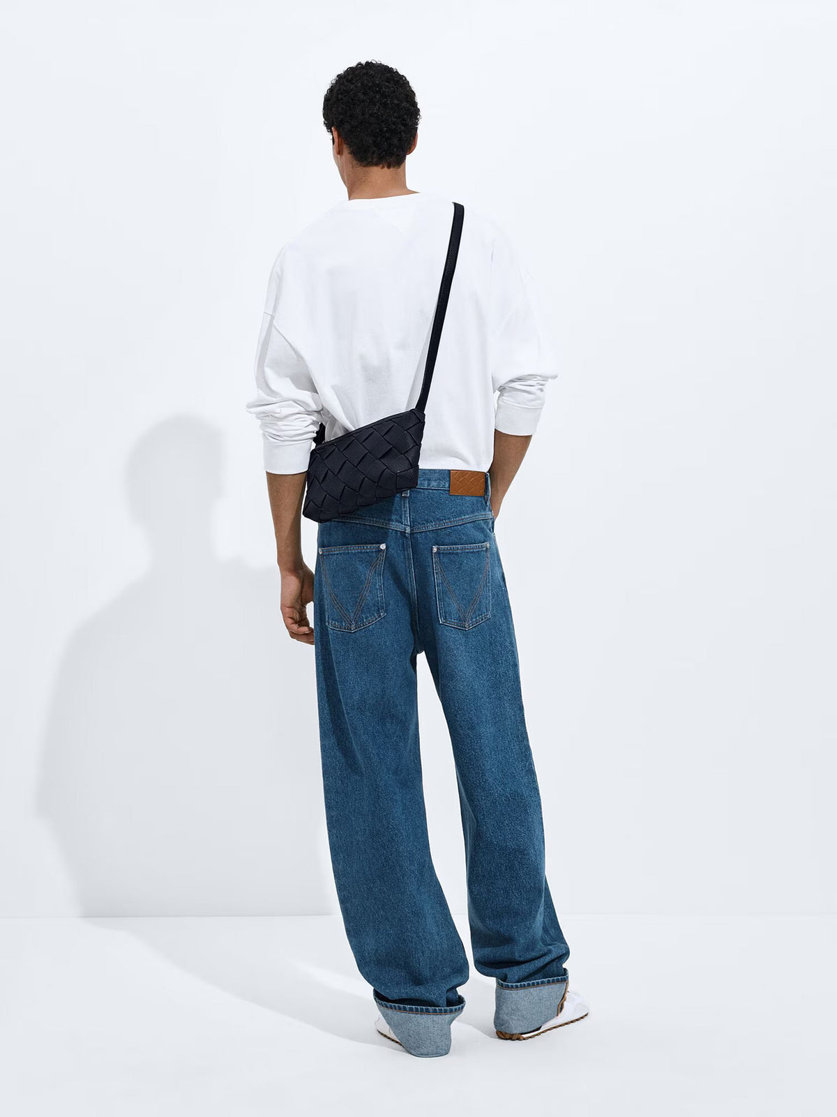 Medium Indigo Turned-Up Jeans