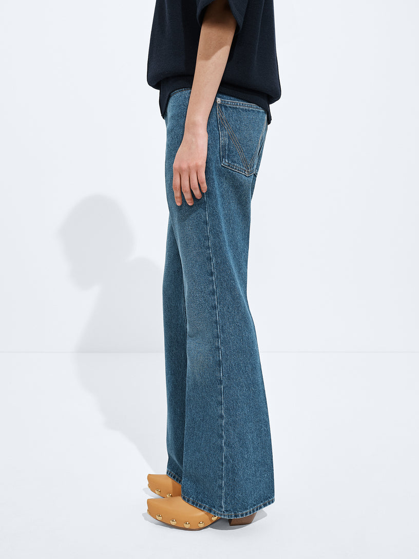 Jeans svasati lavaggio medio indaco