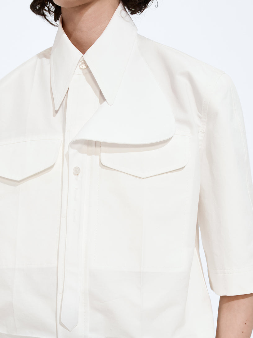 Camicia in tela di cotone compatto