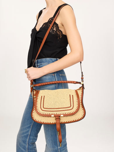 Borsa a spalla Marcie piccola in fibre effetto rafia