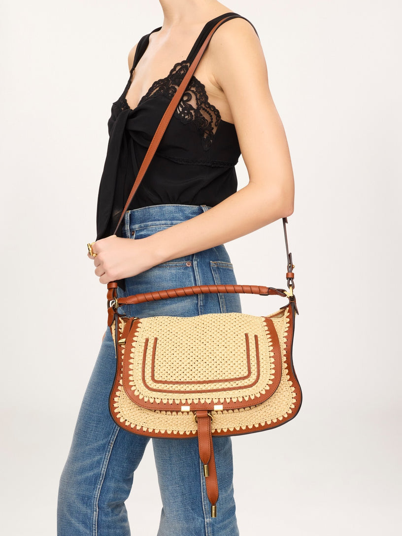 Borsa a spalla Marcie piccola in fibre effetto rafia