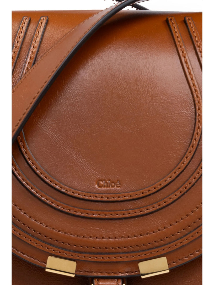 Borsa saddle Marcie piccola in pelle lucida