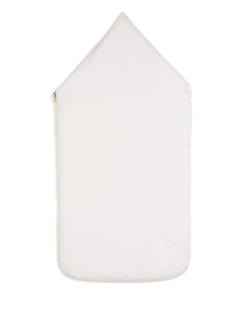 Sleeping bag with lace trim