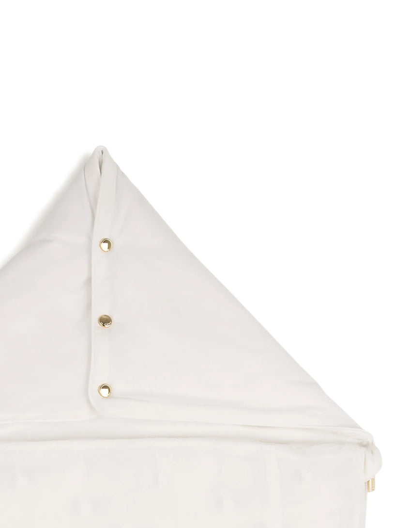 Sleeping bag with lace trim