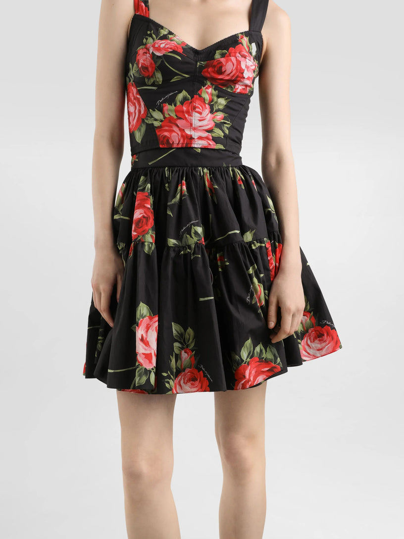 Short skirt with rose bouquet print